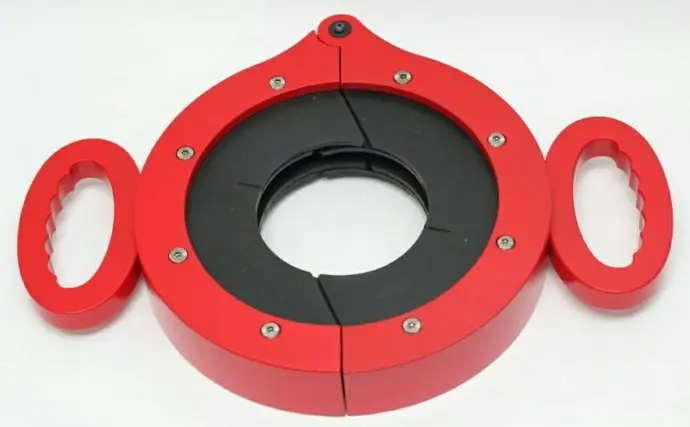 Durable rubber drill pipe wipers engineered for oilfield and drilling operations, ensuring effective cleaning and protection during pipe handling. Keywords: drill pipe wipers, rubber wipers, oilfield rubber parts, industrial rubber seals