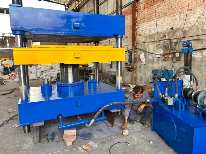 Industrial rubber hydraulic press used for rubber sheet molding, composite pressing, and lamination applications — high-performance hydraulic press from trusted manufacturer in India.